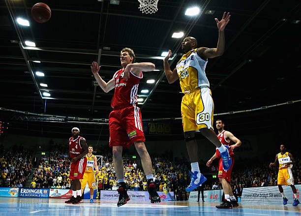 优异表现 优异表现