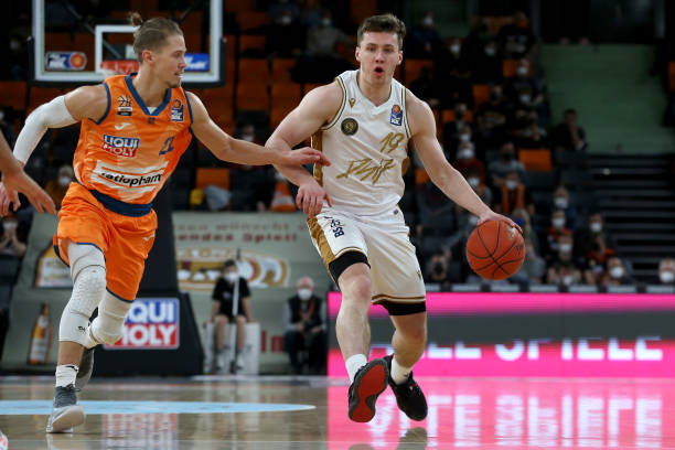 战术与阵容 战术与阵容